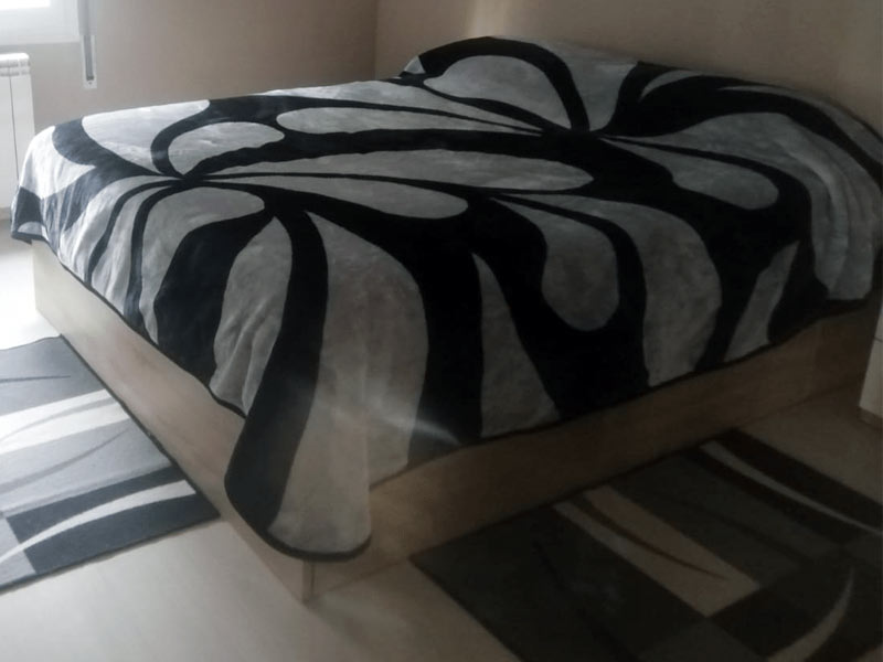 Foto de cliente de Cama de Matrimonio Con Cajones 150x190 Color Roble