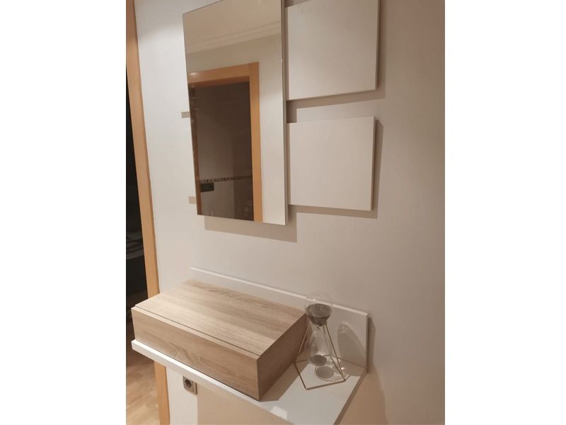 Foto de cliente de Mueble de Entrada Recibidor Moderno Tekkan con Espejo Blanco Y Roble 75 cm