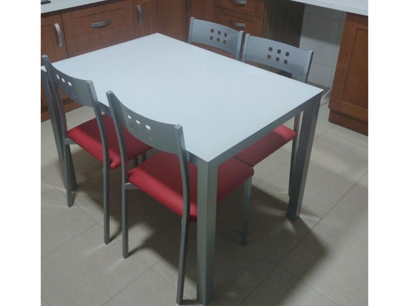 Foto de cliente de Sillas Costa Cocina Multiusos Color Rojo De Metal Con Polipiel