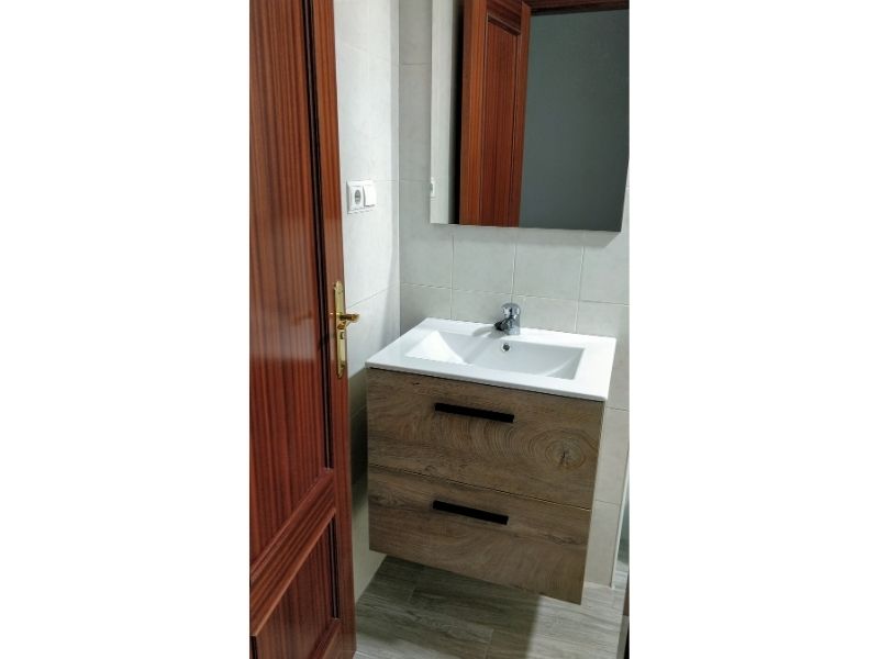 Foto de cliente de Mueble de Baño Pack roble Alaska Mueble + Columna (Incluye Lavabo y Espejo)