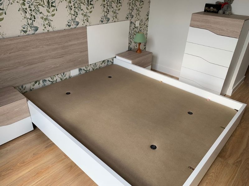 Foto de cliente de Muebles dormitorio matrimonio blanco mate y sahara estilo nórdico