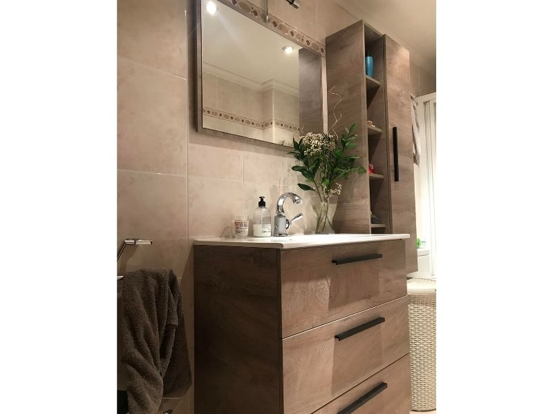 Foto de cliente de Mueble de Baño Pack con Columna (Incluye Lavabo y Espejo)