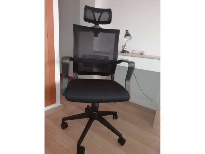Foto de cliente de Silla ergonómica para oficina negra
