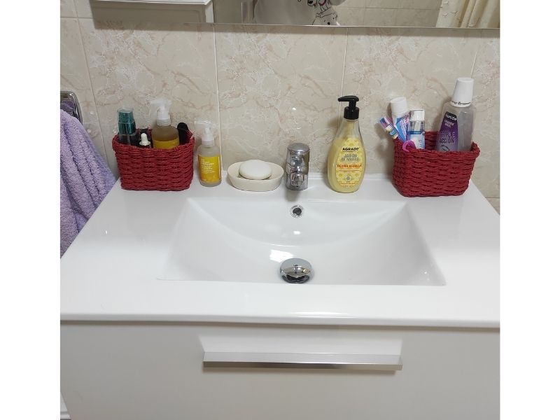 Foto de cliente de Mueble de Baño Blanco Aruba con Columna (Incluye Lavabo y Espejo)