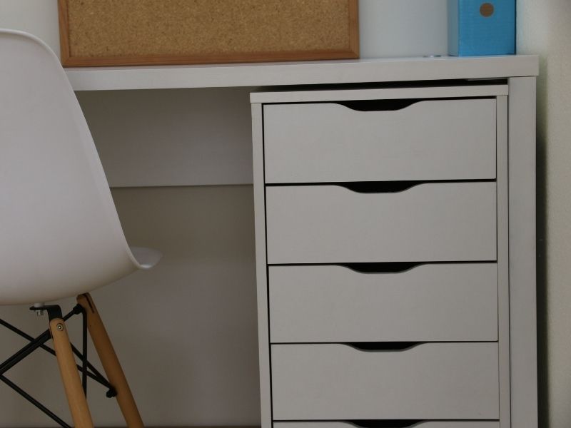 Foto de cliente de Escritorio 135 cm + cajonera color blanco oficina despacho estudio