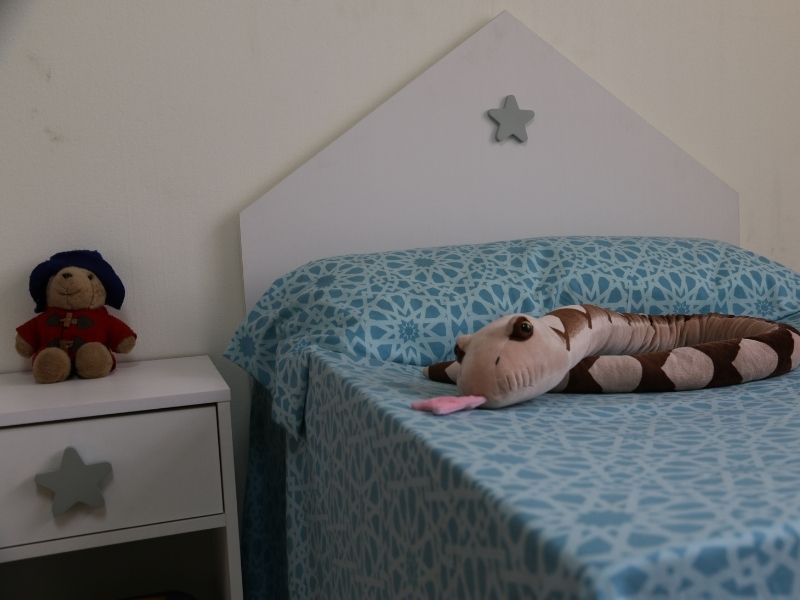 Foto de cliente de Cabecero de Cama de 90 y Mesita Infantil Star Dormitorio Blanco Gris