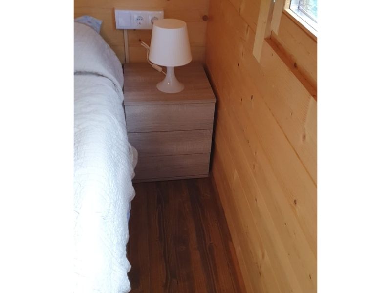 Foto de cliente de Mesita de Noche Cambrian Dana 41x49 cm