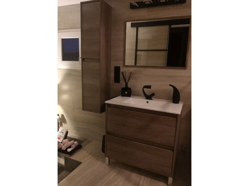 Foto de cliente de Mueble de Baño Pack con Columna Nordik (Incluye Lavabo y Espejo)