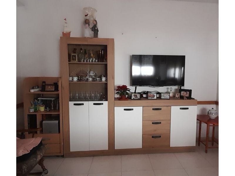 Foto de cliente de Aparador Argos Salón Comedor Moderno Color Blanco Mate Y  Roble Naturale 140 cm