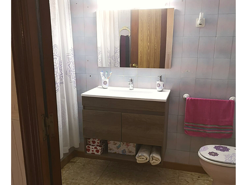 Foto de cliente de Mueble de Baño Suspendido 80 cm (Lavabo Opcional)