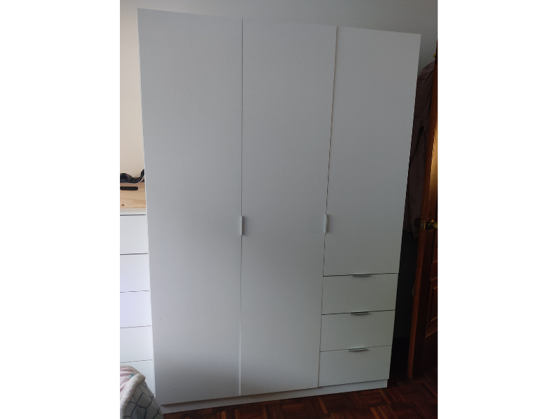 Foto de cliente de Armario Blanco 3 Cajones 3 Puertas 121x180 cm