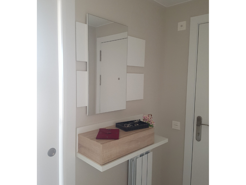 Foto de cliente de Mueble de Entrada Recibidor Moderno Tekkan con Espejo Blanco Y Roble 75 cm