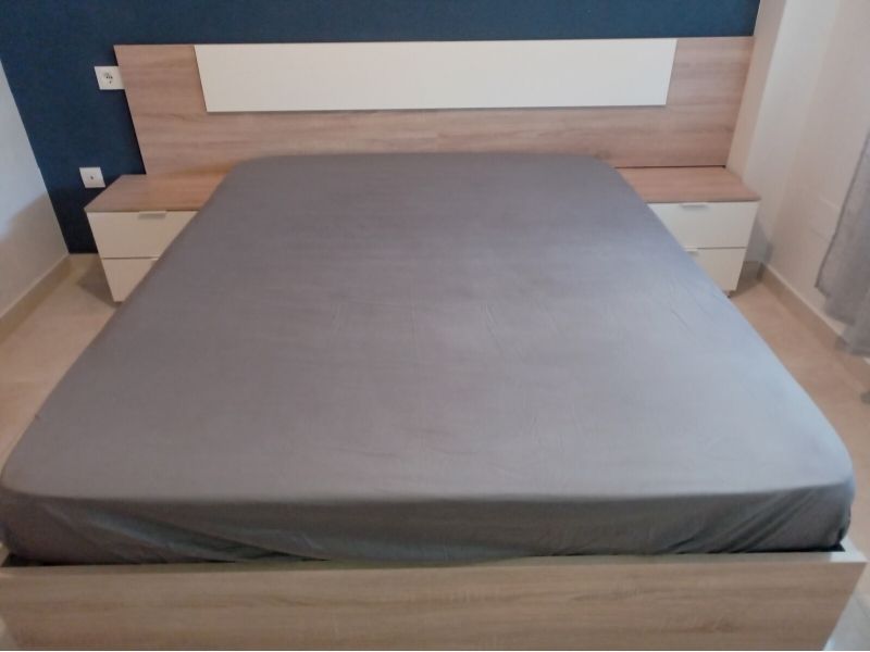 Foto de cliente de Cabecero de Cama con Mesitas Para Habitación Matrimonio 247 cm