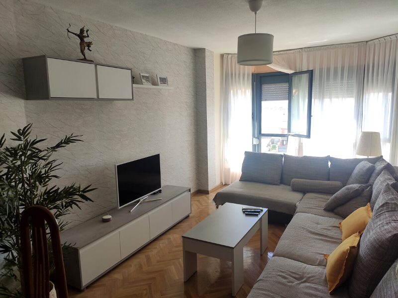 Foto de cliente de Pack 3 Muebles Salón Comedor Diseño Moderno Color Blanco y Cemento