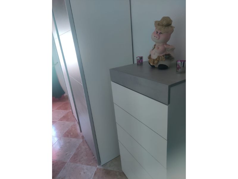 Foto de cliente de Dormitorio Matrimonio Estilo Industrial Pack Muebles Cemento y Blanco