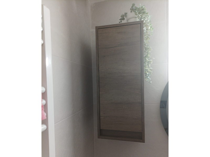 Foto de cliente de Columna De Baño Auxiliar Suspendida Color Roble Nordik 30x74 cm