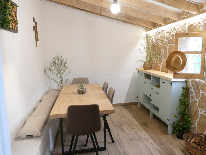 Foto de cliente de Silla beige Delta trasera ecopiel marrón