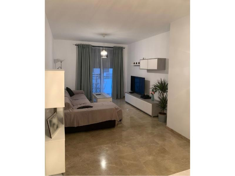 Foto de cliente de Mueble Salón Estilo Industrial Color Blanco Artik Y Gris Cemento 200 cm