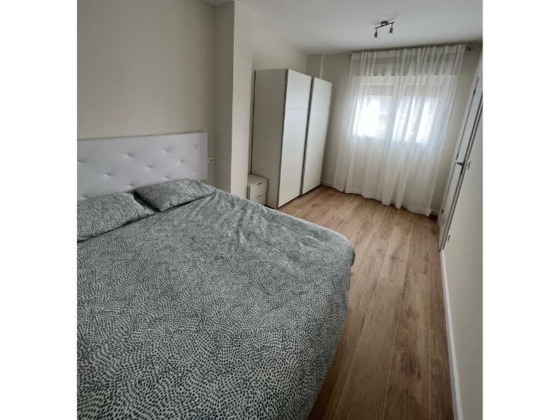 Foto de cliente de Dormitorio Matrimonio Estilo Nórdico Pack Blanco Artik y Gris Antracita 150 cm