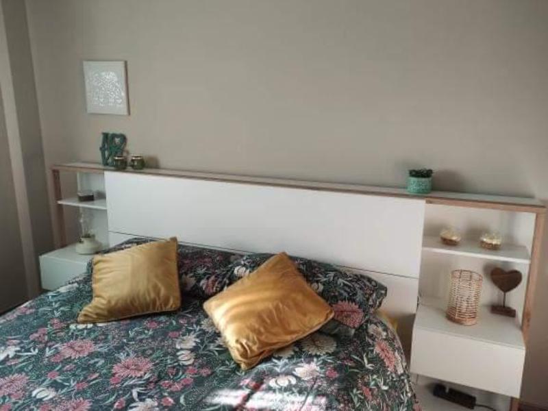 Foto de cliente de Cabecero de Cama con Mesita Line con 2 Cajones Roble Blanco 255 cm