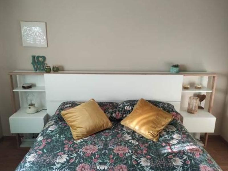 Foto de cliente de Cabecero de Cama con Mesita Line con 2 Cajones Roble Blanco 255 cm