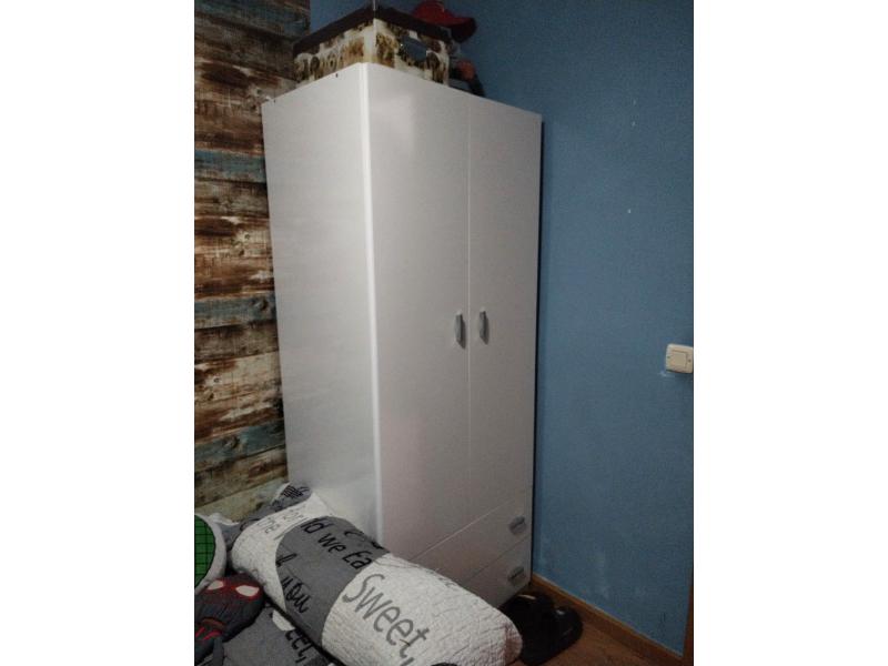Foto de cliente de Armario Juvenil Turín Dormitorio Juvenil 2 Cajones Color Blanco Brillo 74x180 cm