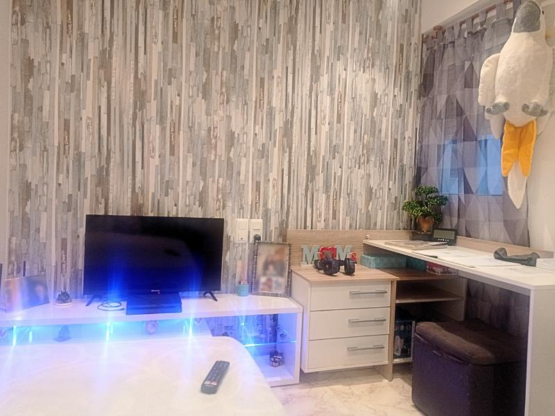 Foto de cliente de Mesa TV LED 150 cm blanco brillo