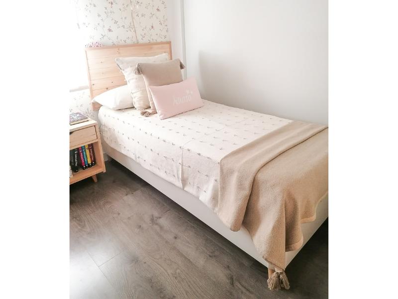 Foto de cliente de Cama Canapé Blanco Mate