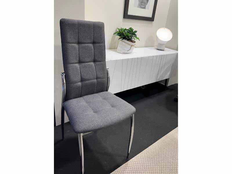 Foto de cliente de Silla De Comedor Moderno Laci De Tela Color Gris Con Detalles