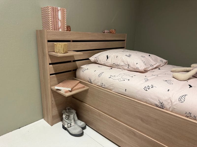 Foto de cliente de Cama Juvenil Eik con Cabecero y Cajones en Roble Japonés 90x190-200 cm