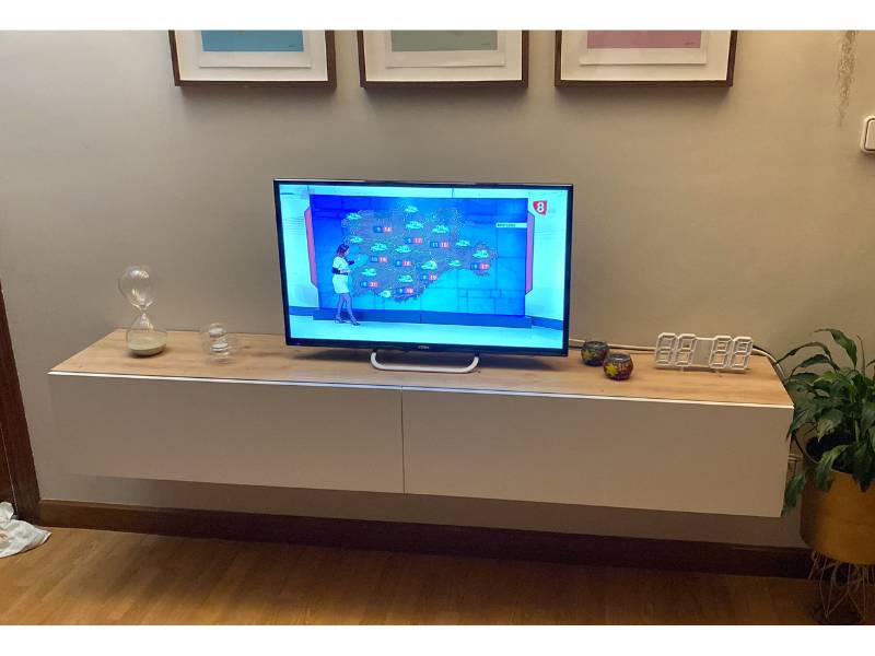 Foto de cliente de Mueble TV Kaway Salón Comedor Roble Nodi y Blanco Artik 180 cm