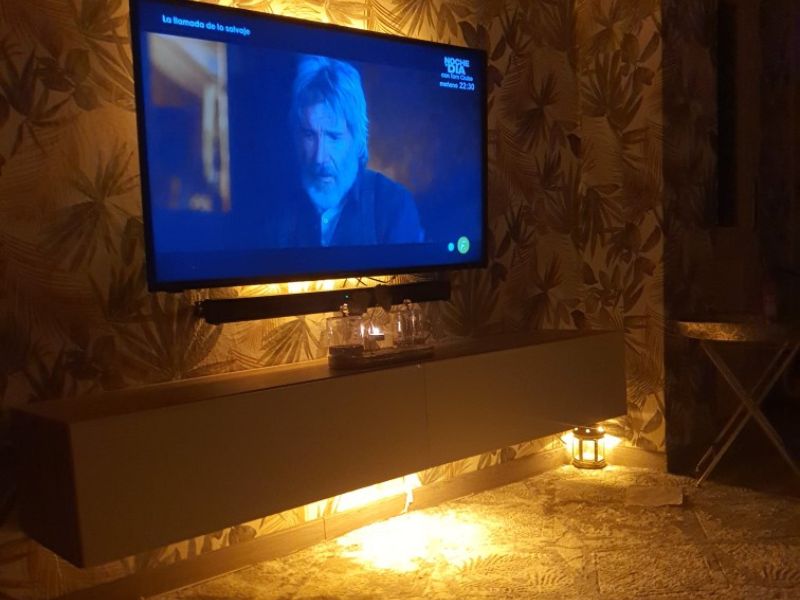 Foto de cliente de Mueble TV Kaway Salón Comedor Roble Nodi y Blanco Artik 180 cm
