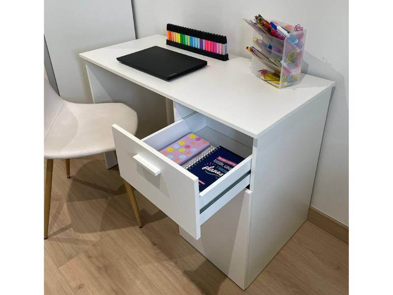Foto de cliente de Mesa escritorio Just Blanco 108 cm