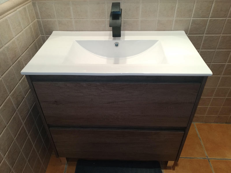 Foto de cliente de Mueble de Baño Pack con Columna Nordik (Incluye Lavabo y Espejo)