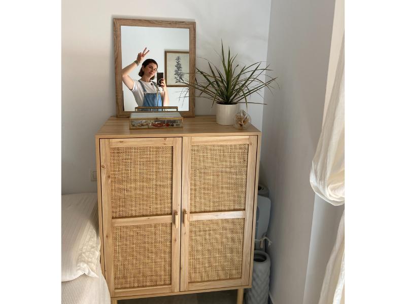 Foto de cliente de Mueble Auxiliar Pequeño Décor Pino y Rattan 80x110x40 cm