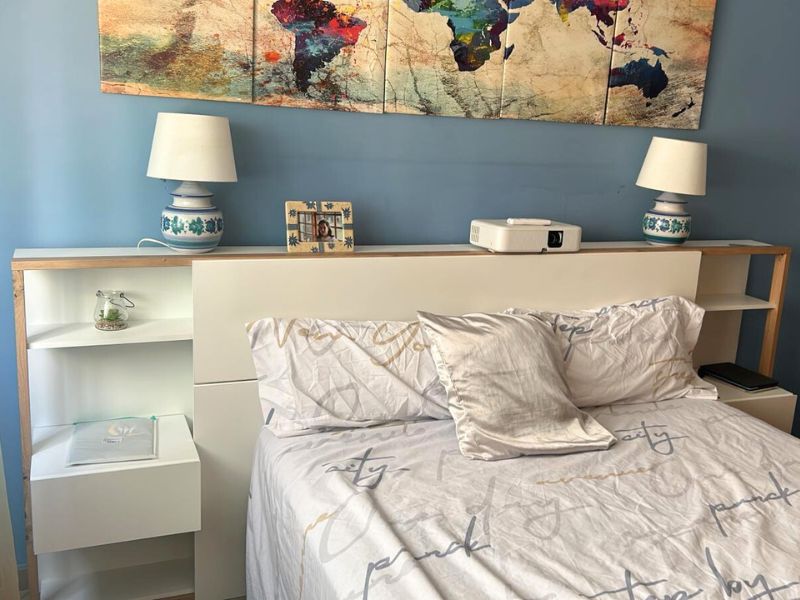 Foto de cliente de Cabecero de Cama con Mesita Line con 2 Cajones Roble Blanco 255 cm