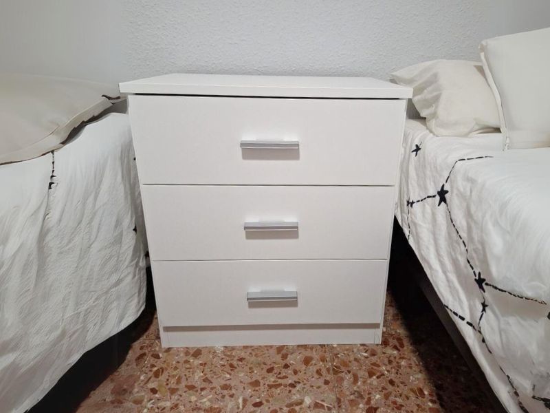 Foto de cliente de Mesita de Noche Modernas Couple de 3 Cajones Blanco Mate 50x58 cm