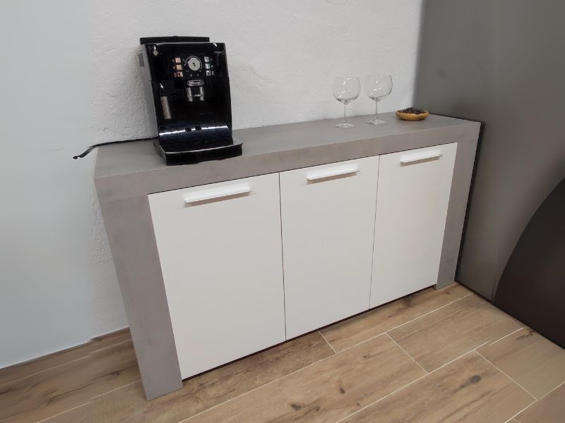Foto de cliente de Aparador Salón Comedor Estilo Industrial Con 3 Puertas Color Gris Cemento Y Blanco 144 cm
