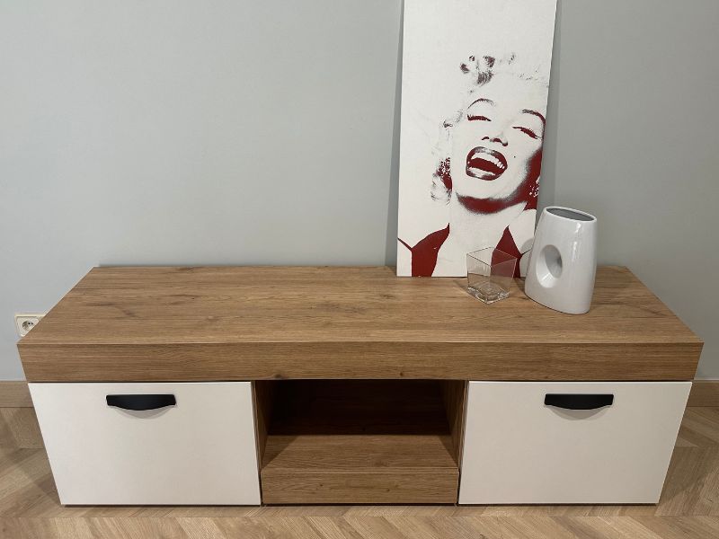Foto de cliente de Mesa para TV Argos 150 cm naturale y blanco