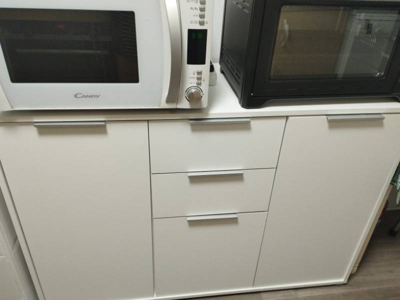 Foto de cliente de Aparador Salón Alex 3 Puertas 2 Cajones Color Blanco 120 cm
