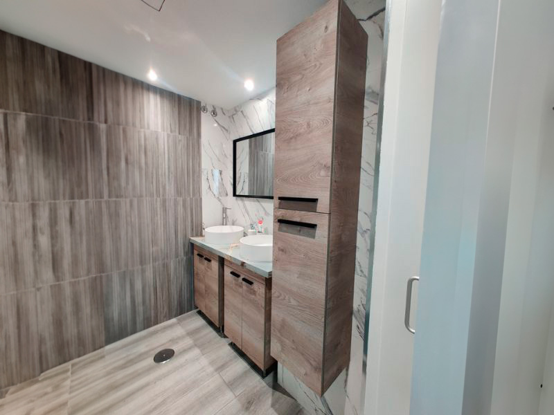 Foto de cliente de Columna de Baño Athena 2P Roble 30X150 cm