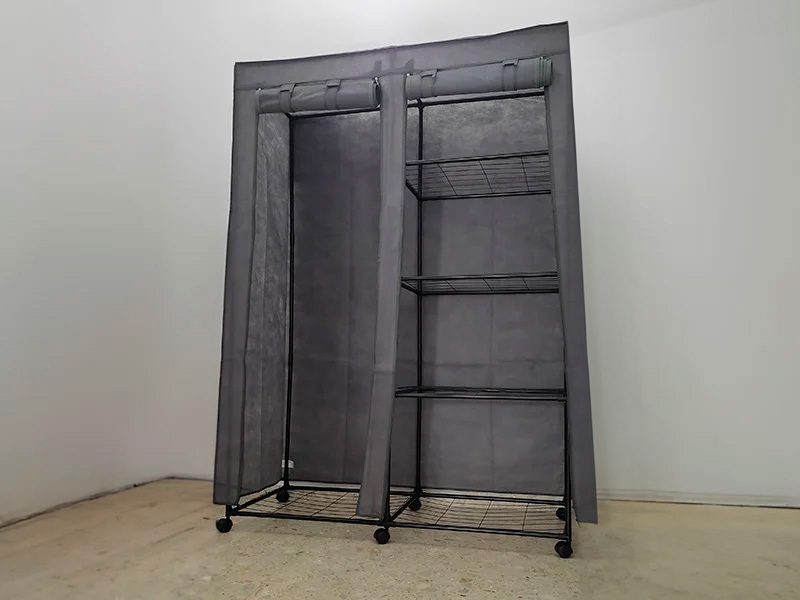 Foto de cliente de Armario Ropero De Tela Con Ruedas Color Gris 120x168 cm