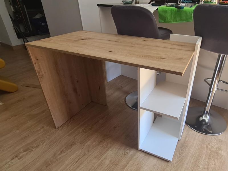 Foto de cliente de Mesa escritorio Kenia Roble Nodi y Blanco Artik 100 cm