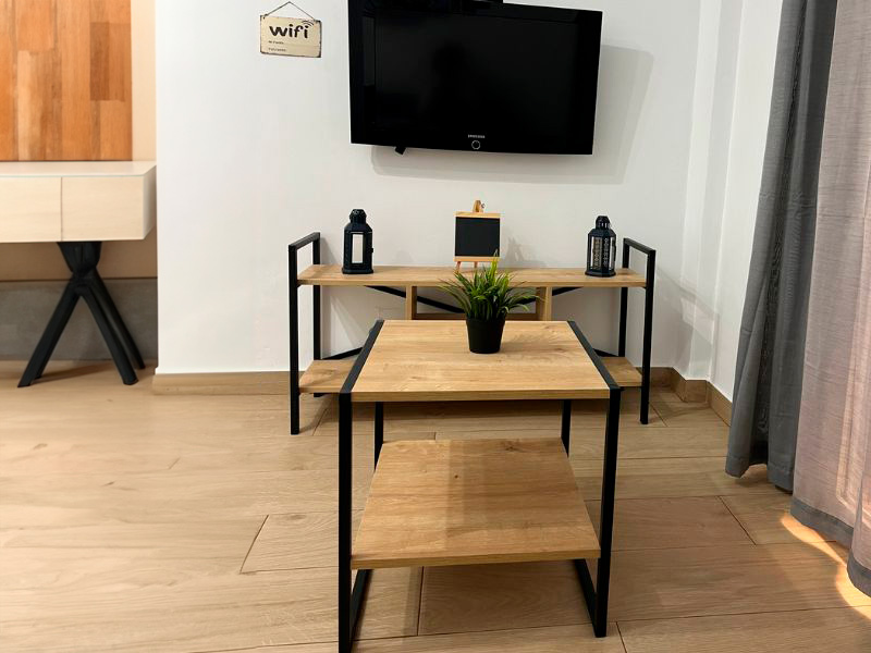 Foto de cliente de Mesa de Centro Fija Rus Roble Safir y Negro 50X50 cm