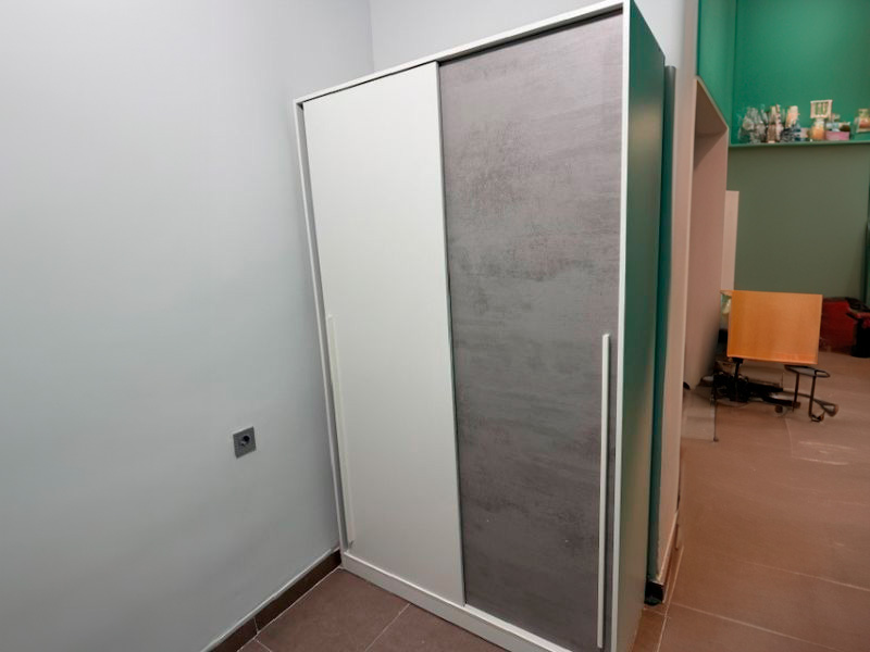 Foto de cliente de Armario Con Puerta Corredera Max Blanco Y Cemento 120X200 cm