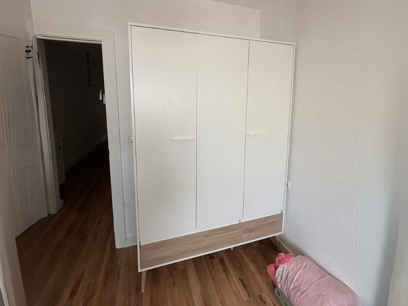Foto de cliente de Armario Dormitorio Blanco Mate y Roble Japonés Osaka 3 Puertas 135x200 cm