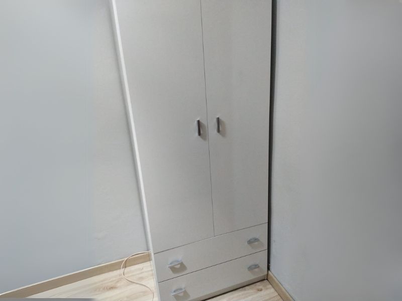 Foto de cliente de Armario Juvenil Turín Dormitorio Juvenil 2 Cajones Color Blanco Brillo 74x180 cm