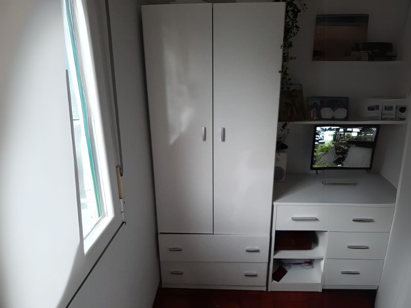 Foto de cliente de Armario Juvenil Turín Dormitorio Juvenil 2 Cajones Color Blanco Brillo 74x180 cm