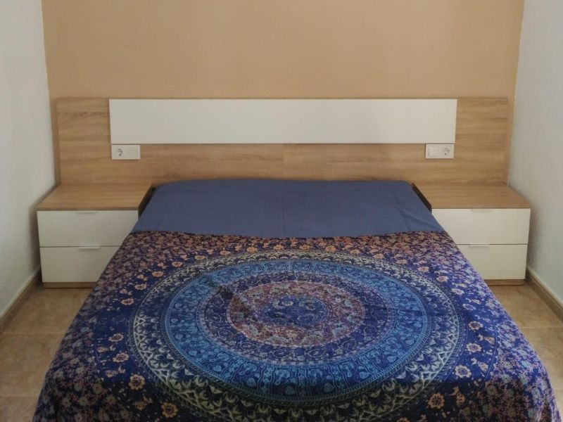 Foto de cliente de Cabecero de Cama con Mesitas Para Habitación Matrimonio 247 cm