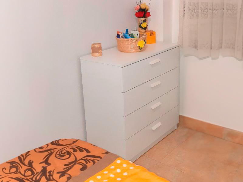 Foto de cliente de Cómoda Blanca 4 Cajones Tibet 74x78 cm